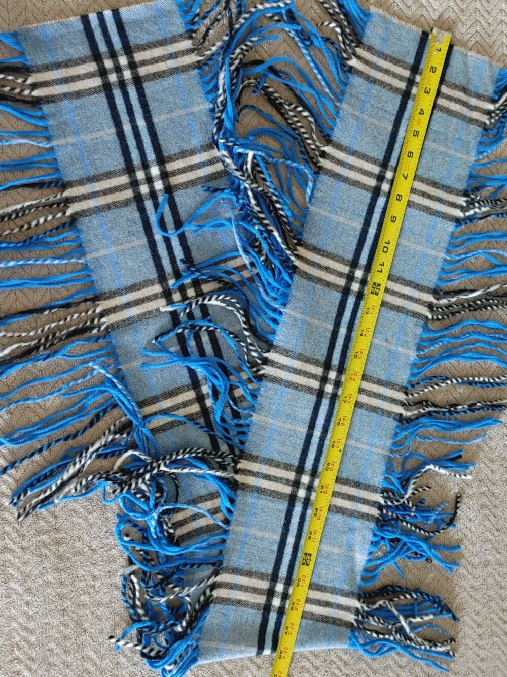 ✨💙Burberry Cashmere Scarf with Double Fringe💙✨ - Picture 16 of 16